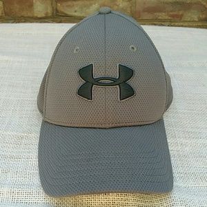 Under Armor Fitted Hat - Cap
